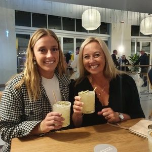 Meet your Posher, Nikki